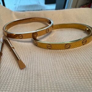 Lock bracelets with screwdriver for sale